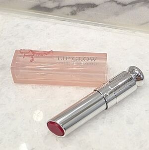 🌸🌸 Christian Dior Lip Glow Lip Balm